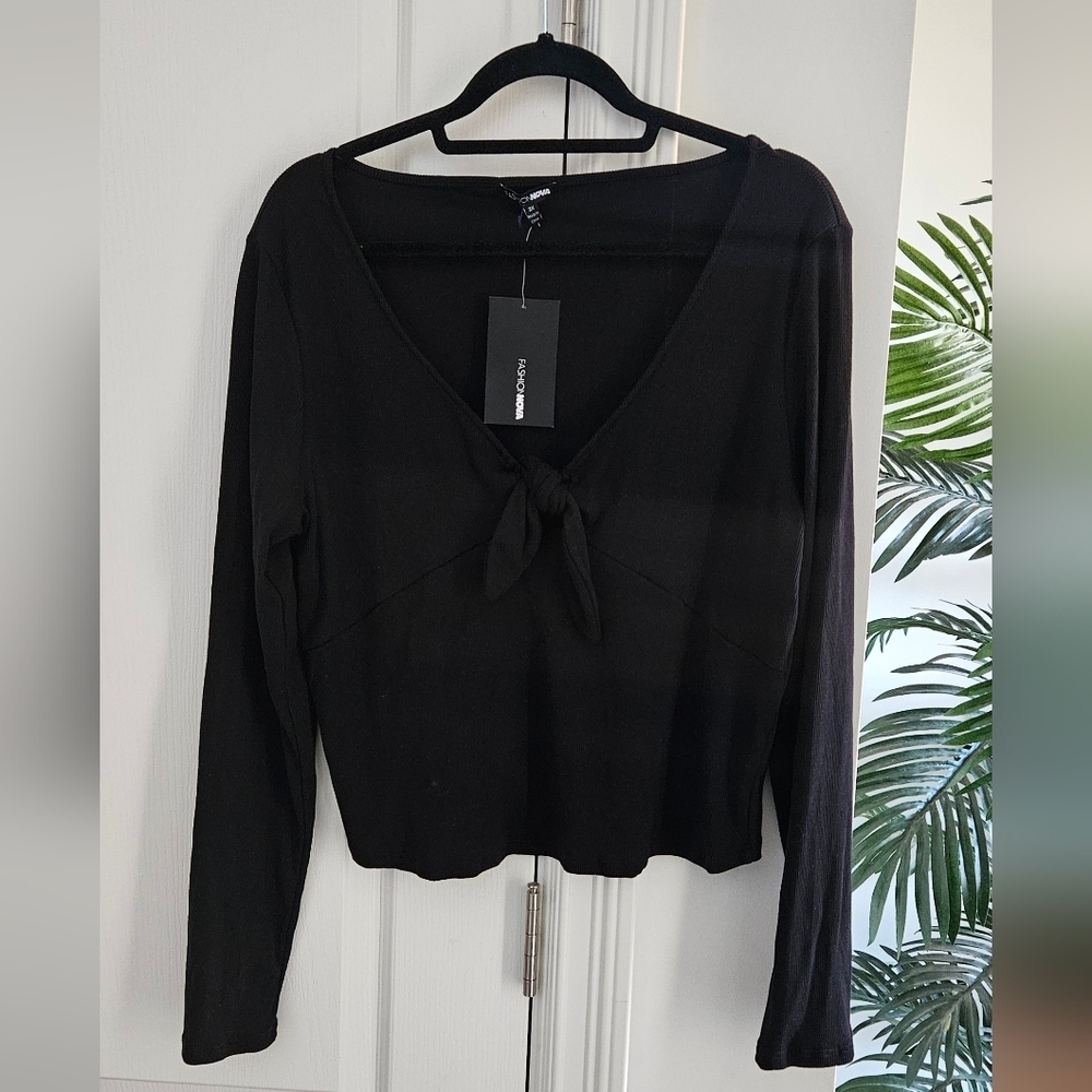Fashion Nova Black Tie-Front Long Sleeve Top